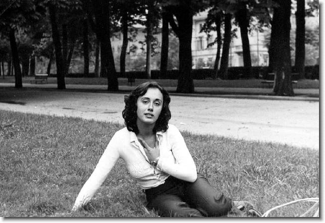 Clicca per scorrere le foto originali ingrandite