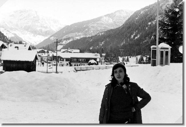 Clicca per scorrere le foto originali ingrandite