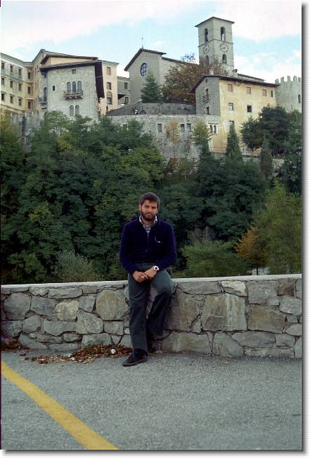 Clicca per scorrere le foto originali ingrandite