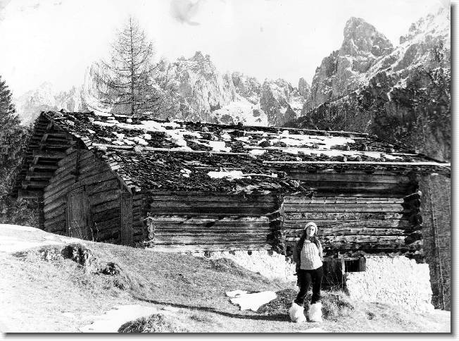 Clicca per scorrere le foto originali ingrandite