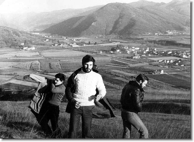 Clicca per scorrere le foto originali ingrandite