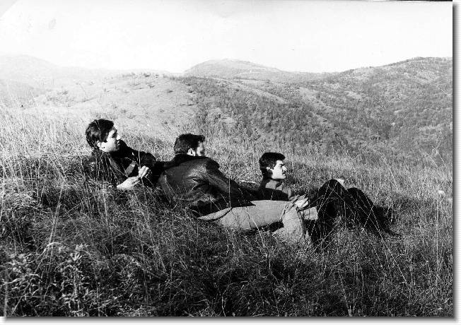 Clicca per scorrere le foto originali ingrandite