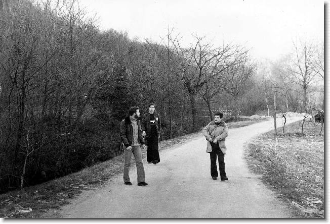 Clicca per scorrere le foto originali ingrandite