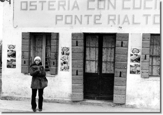 Clicca per scorrere le foto originali ingrandite