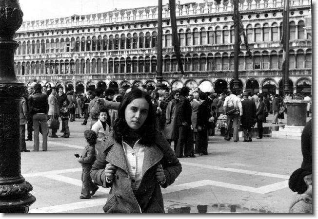 Clicca per scorrere le foto originali ingrandite