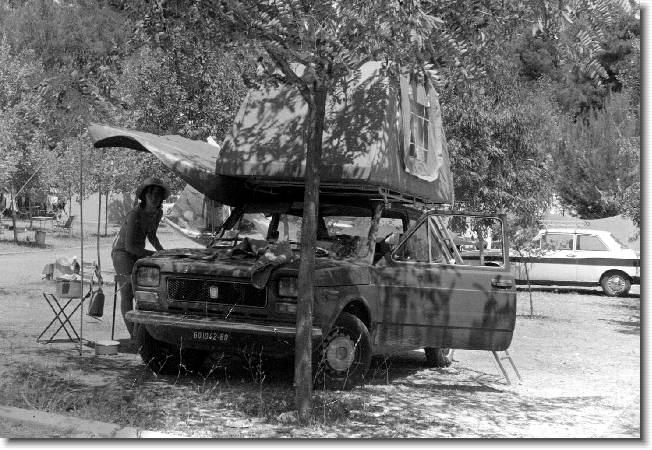 Clicca per scorrere le foto originali ingrandite
