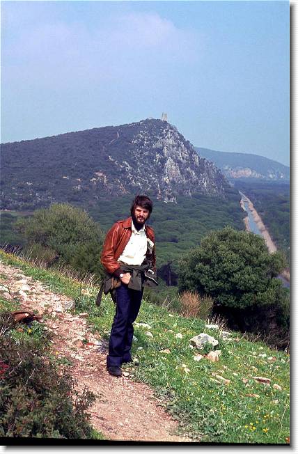 Clicca per scorrere le foto originali ingrandite