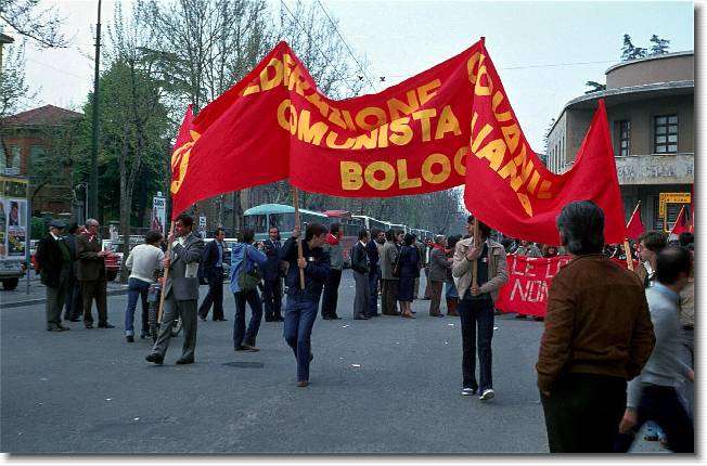 Clicca per scorrere le foto originali ingrandite