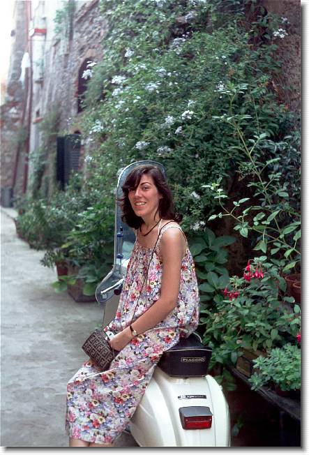 Clicca per scorrere le foto originali ingrandite