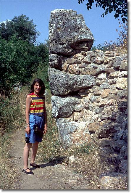 Clicca per scorrere le foto originali ingrandite
