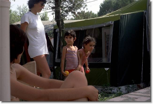 Clicca per scorrere le foto originali ingrandite