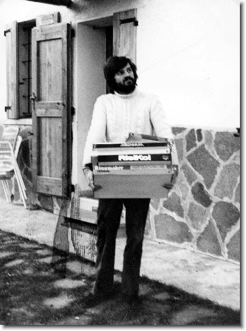 Clicca per scorrere le foto originali ingrandite