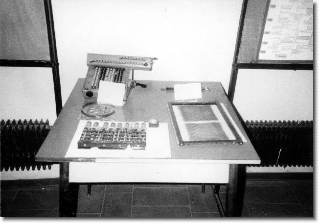 Clicca per scorrere le foto originali ingrandite