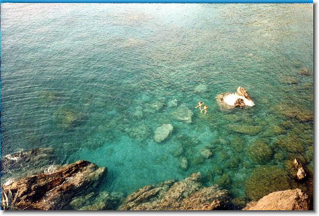 Clicca per scorrere le foto originali ingrandite