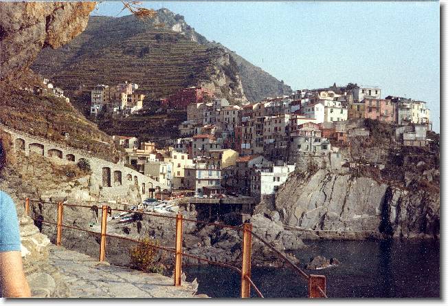 Clicca per scorrere le foto originali ingrandite