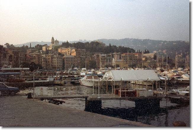 Clicca per scorrere le foto originali ingrandite
