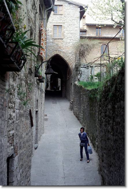 Clicca per scorrere le foto originali ingrandite