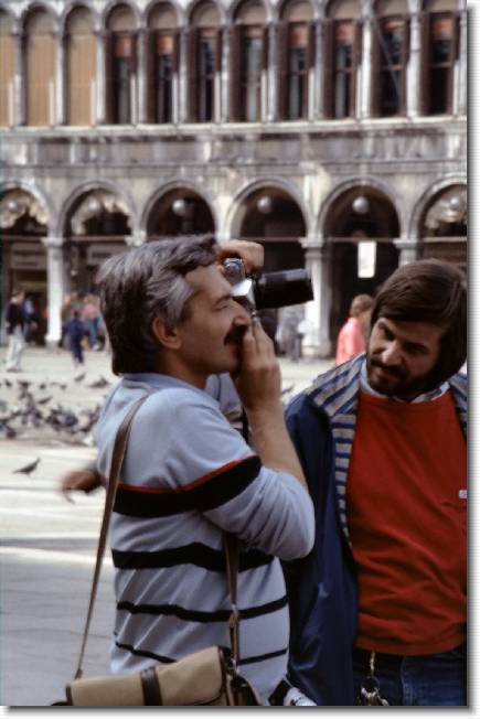Clicca per scorrere le foto originali ingrandite