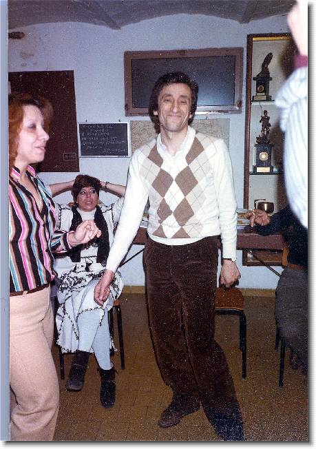 Clicca per scorrere le foto originali ingrandite