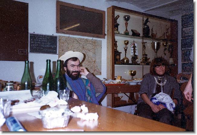 Clicca per scorrere le foto originali ingrandite