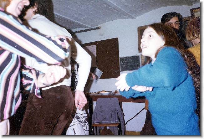 Clicca per scorrere le foto originali ingrandite