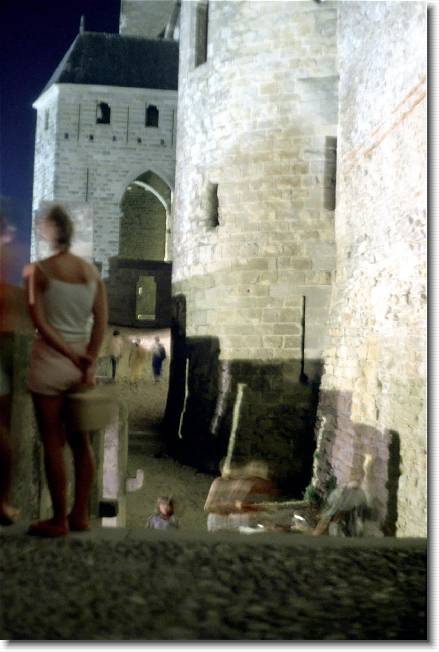 Clicca per scorrere le foto originali ingrandite