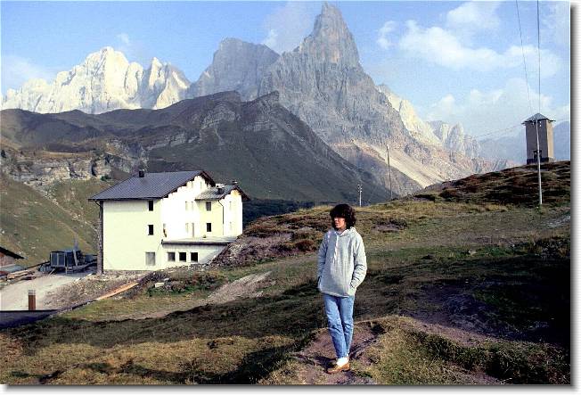 Clicca per scorrere le foto originali ingrandite