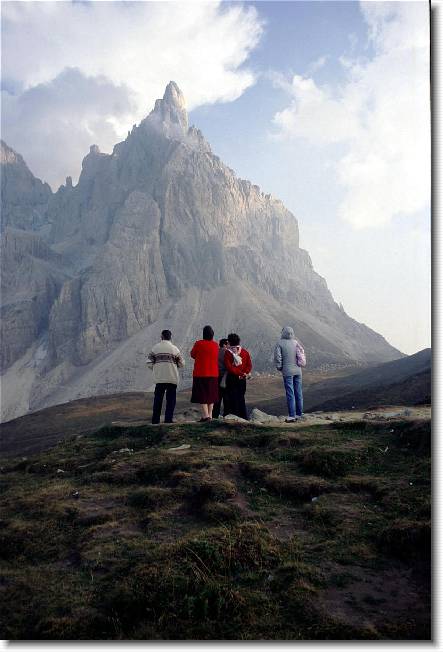 Clicca per scorrere le foto originali ingrandite