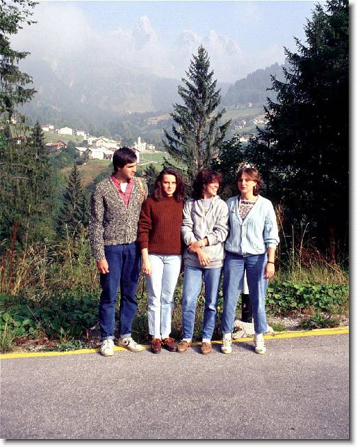 Clicca per scorrere le foto originali ingrandite
