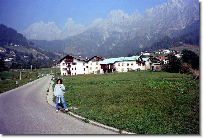 Clicca per scorrere le foto originali ingrandite