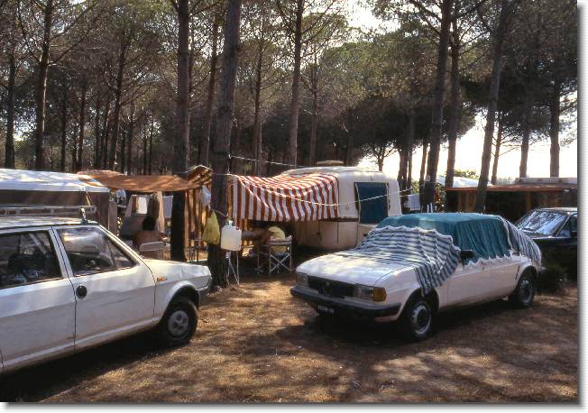 Clicca per scorrere le foto originali ingrandite
