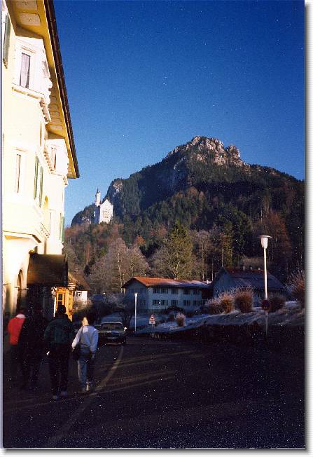 Clicca per scorrere le foto originali ingrandite