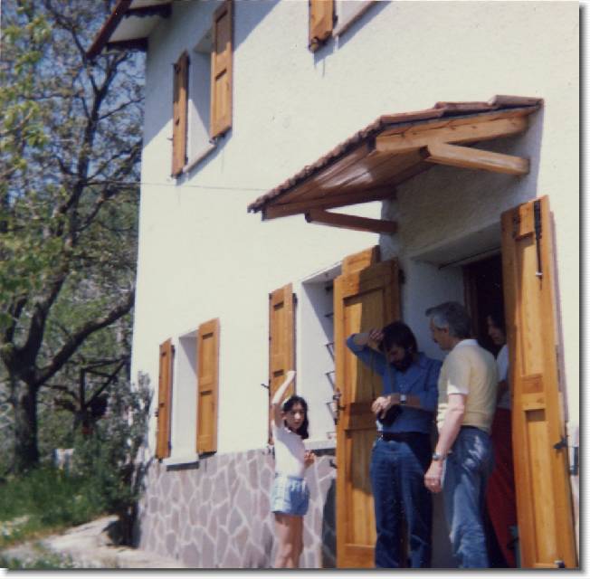 Clicca per scorrere le foto originali ingrandite