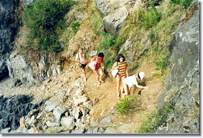 Clicca per scorrere le foto originali ingrandite