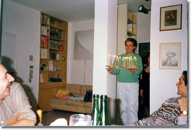 Clicca per scorrere le foto originali ingrandite