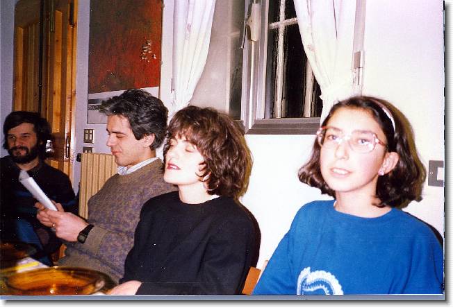 Clicca per scorrere le foto originali ingrandite