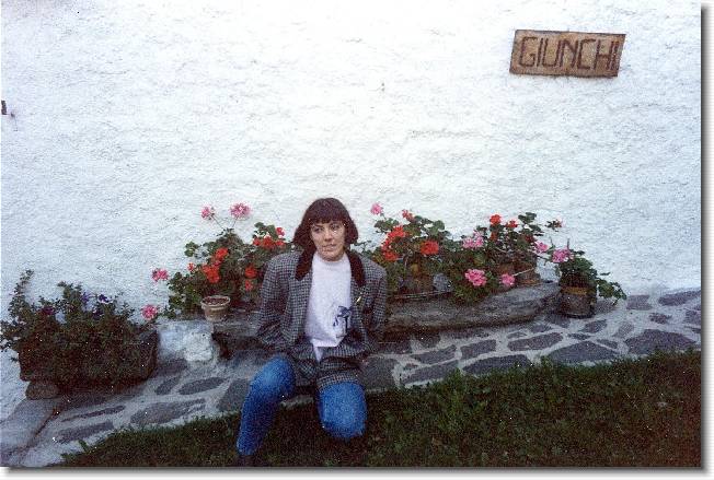 Clicca per scorrere le foto originali ingrandite