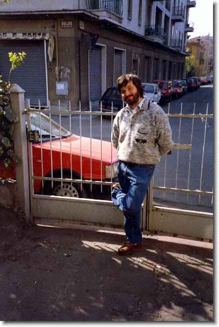 Clicca per scorrere le foto originali ingrandite