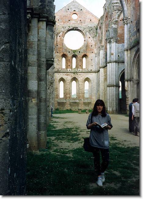 Clicca per scorrere le foto originali ingrandite