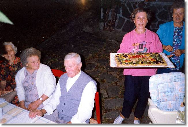 Clicca per scorrere le foto originali ingrandite