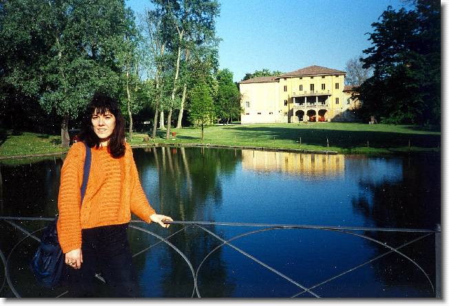 Clicca per scorrere le foto originali ingrandite