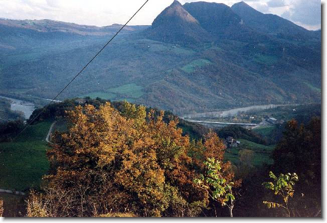Clicca per scorrere le foto originali ingrandite