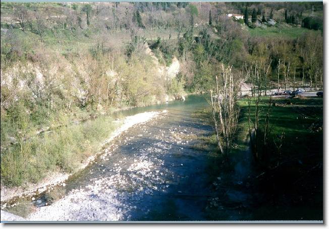 Clicca per scorrere le foto originali ingrandite