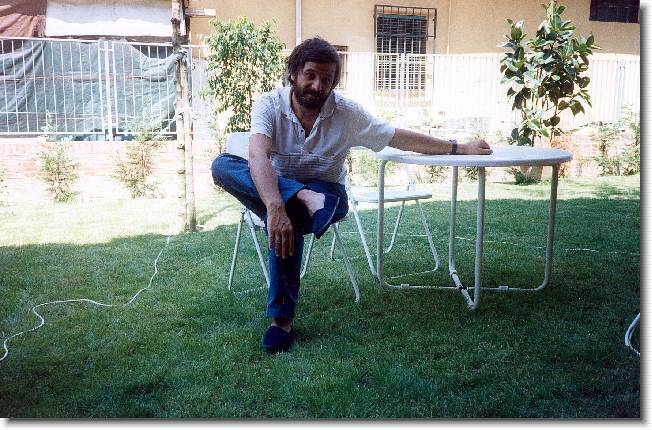 Clicca per scorrere le foto originali ingrandite