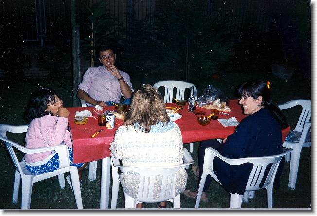 Clicca per scorrere le foto originali ingrandite