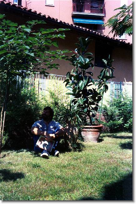 Clicca per scorrere le foto originali ingrandite