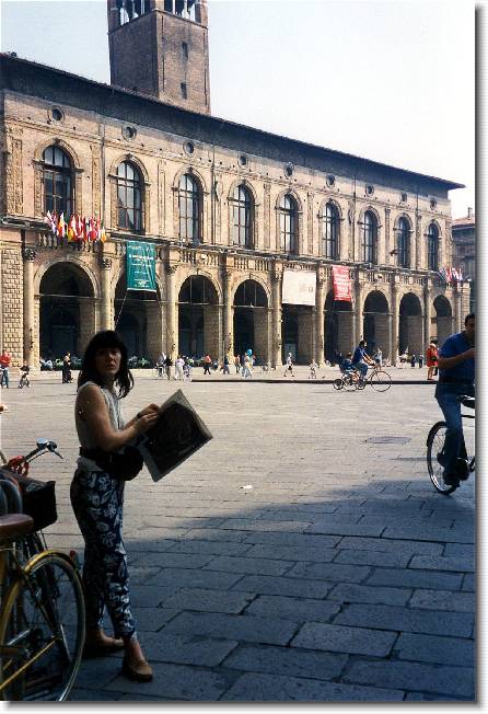 Clicca per scorrere le foto originali ingrandite