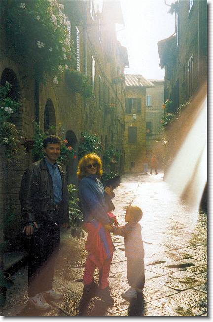 Clicca per scorrere le foto originali ingrandite