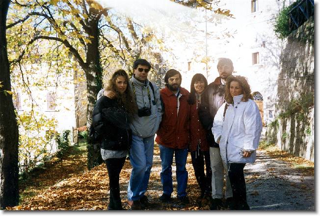 Clicca per scorrere le foto originali ingrandite