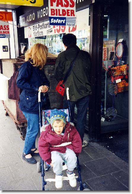 Clicca per scorrere le foto originali ingrandite